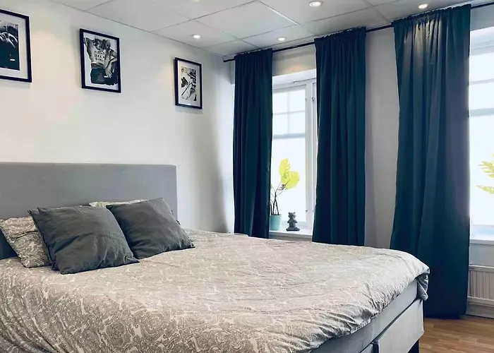 Stunning Studio Old Town
